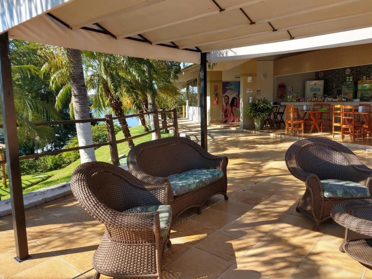 Enseada Nautico Apart Flat I Vista Para O Lago Corumba กัลดัสโนวัส ภายนอก รูปภาพ