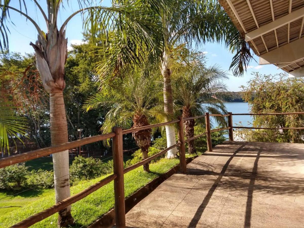 Enseada Nautico Apart Flat I Vista Para O Lago Corumba กัลดัสโนวัส ภายนอก รูปภาพ