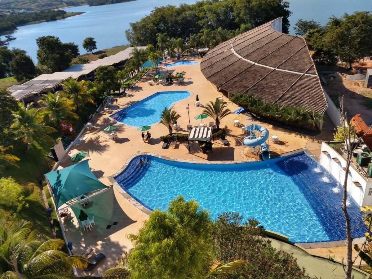 Enseada Nautico Apart Flat I Vista Para O Lago Corumba กัลดัสโนวัส ภายนอก รูปภาพ